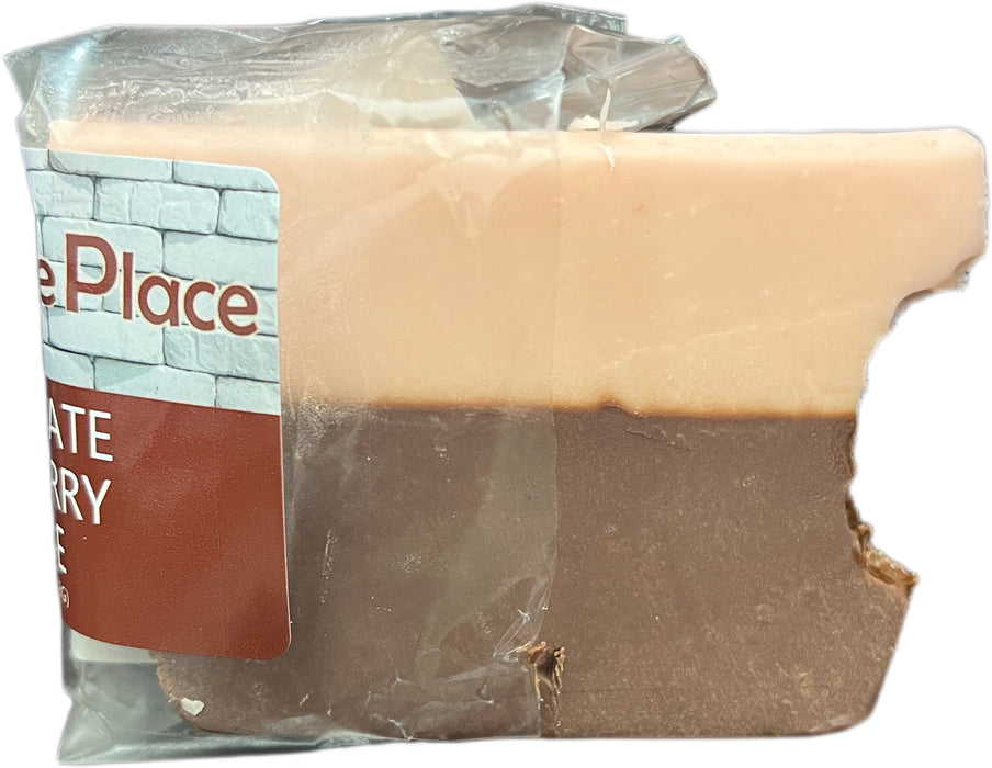 That Fudge Place Fudge 4oz Slice Chocolate Raspberry